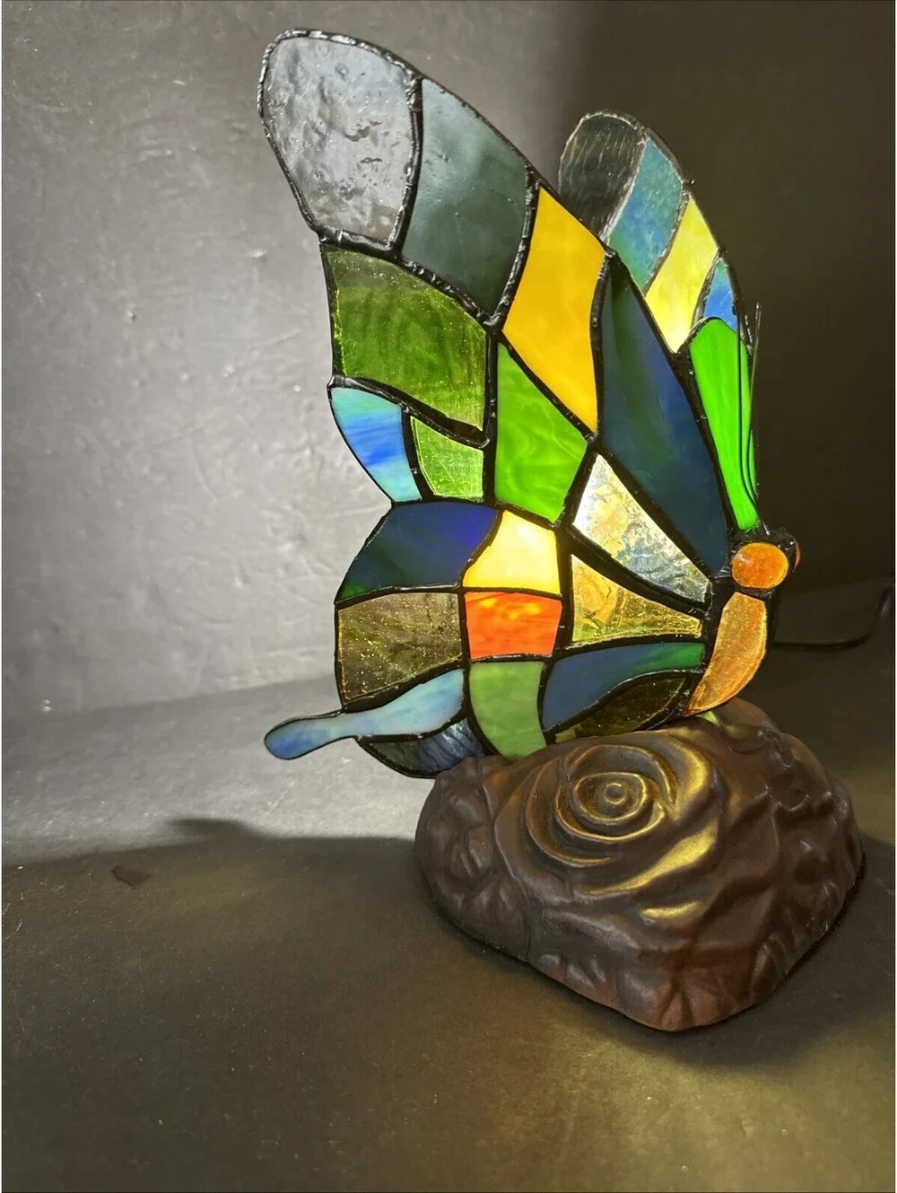 Tiffany Style Butterfly Accent Table Lamp Night Light 9.5” Tall Stained Glass